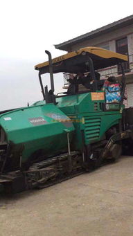 哈爾濱平地機廠家 哈爾濱攤鋪機 哈爾濱立通工程設(shè)備租賃