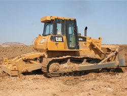 高效租賃CAT.D7G2推土機，助力工程機械靈活應(yīng)用